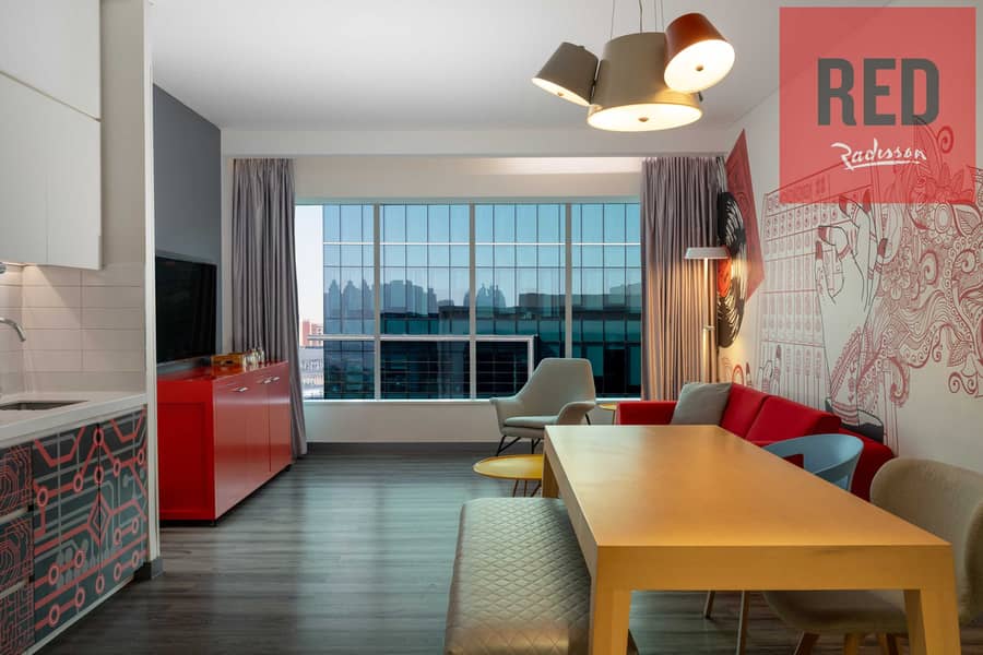 5 RED_Dubai_1320_2BR_Apartment_05. jpg