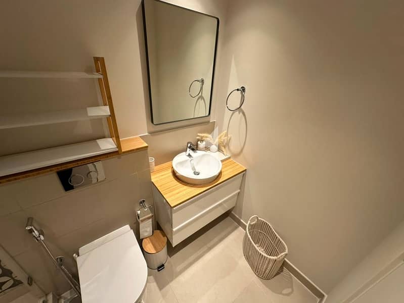 8 image_7