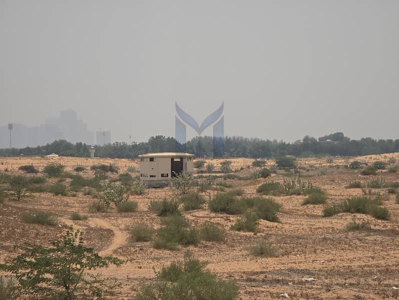 7 1001296598. jpg