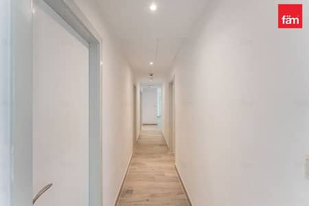 3 Bedroom Apartment for Rent in Jumeirah Beach Residence (JBR), Dubai - Fully Upgrade| Close To Tram| Maids Room| Vacant