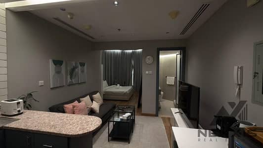 استوديو  للايجار في أبراج بحيرات الجميرا، دبي - d4f93ba9-e4a2-4fe3-bd6e-e3e0fbc8663d. jpg