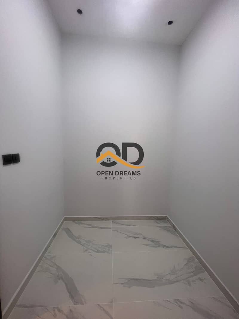 26 1000318557. jpg