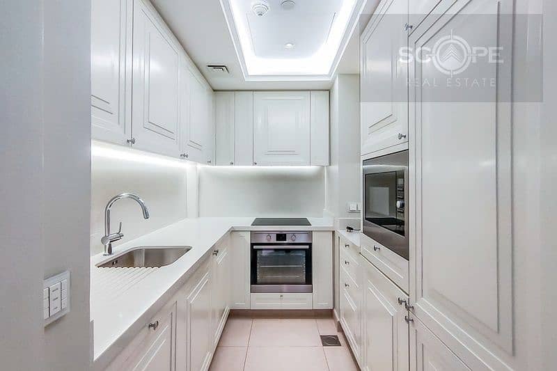 12 Kitchen 111. jpg