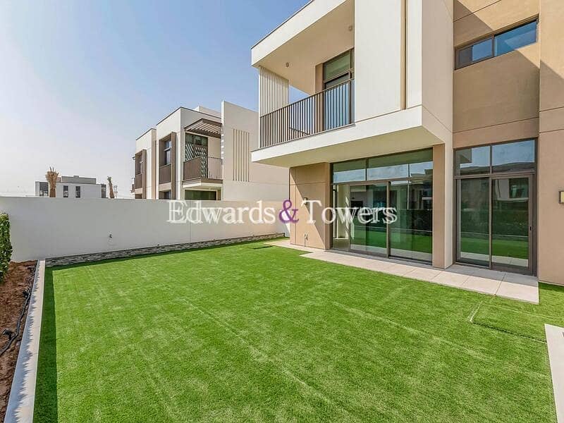 4 BD+M|Park Backing|Vacant October|Corner plot| 4 BD+M|Park Backing|Vacant October|Corner plot|
