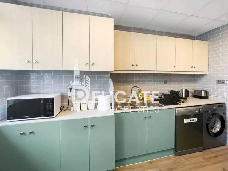 9 Kitchen. jpg
