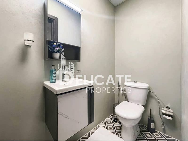 11 Washroom 1. jpg