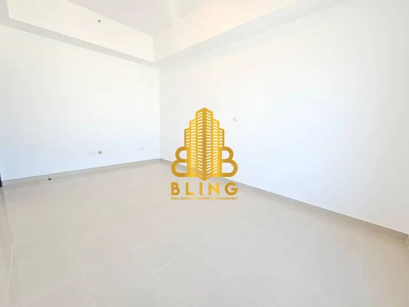 14 848693002-1066x800. webp