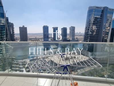 1 Bedroom Apartment for Rent in Business Bay, Dubai - Large 1 Bedroom | Canal & Skyline Views | Vacant 1 Bedroom Apartment for Rent in Business Bay, Dubai - Large 1 Bedroom | Canal & Skyline Views | Vacant