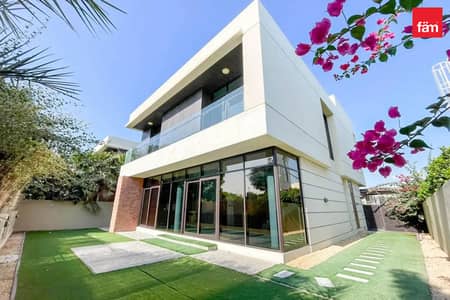 5 Bedroom Villa for Rent in DAMAC Hills, Dubai - Bright | Independent Villa | Vacant 5 Bedroom Villa for Rent in DAMAC Hills, Dubai - Bright | Independent Villa | Vacant