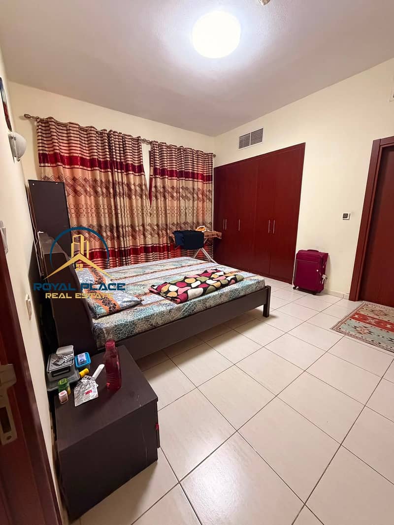 10 ec448381-0d8a-4333-abac-39dcdb2b982c. jpg