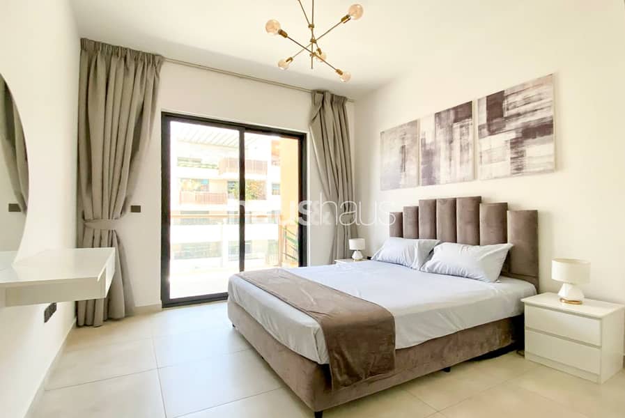 Modern Finishing | Near to Public Park Modern Finishing | Near to Public Park
