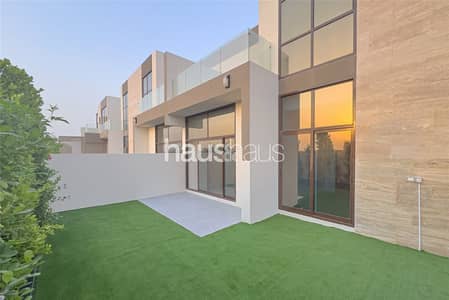 4 Bedroom Townhouse for Sale in Mohammed Bin Rashid City (MBR City), Dubai - Single Row | Ready | Mortgageable | Close to Park 4 Bedroom Townhouse for Sale in Mohammed Bin Rashid City (MBR City), Dubai - Single Row | Ready | Mortgageable | Close to Park