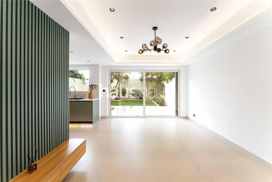 Modern Design | Vacant Now | Single Row Modern Design | Vacant Now | Single Row