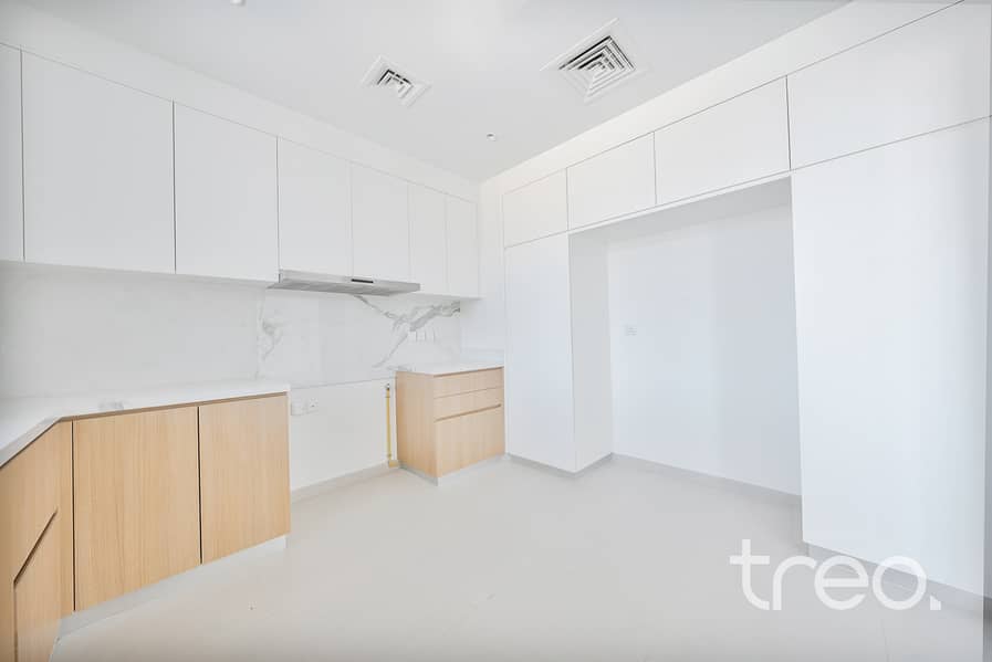 8 Watermarked_Flip-5. jpg