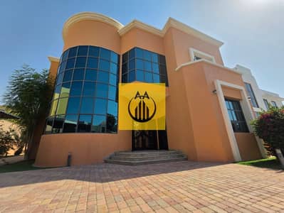5 Schlafzimmer Villa zum zur Miete in Al Quoz, Dubai - 05954203-738d-4639-a534-6011e063c936. jpg 5 Schlafzimmer Villa zum zur Miete in Al Quoz, Dubai - 05954203-738d-4639-a534-6011e063c936. jpg