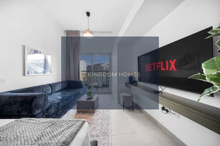 Studio te Huur in Dubai Science Park, Dubai - 03-living-room-tv-lounge. jpg Studio te Huur in Dubai Science Park, Dubai - 03-living-room-tv-lounge. jpg