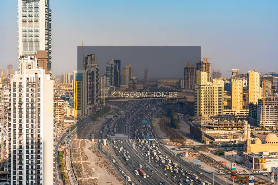 31 35_Highway_City_View. jpg