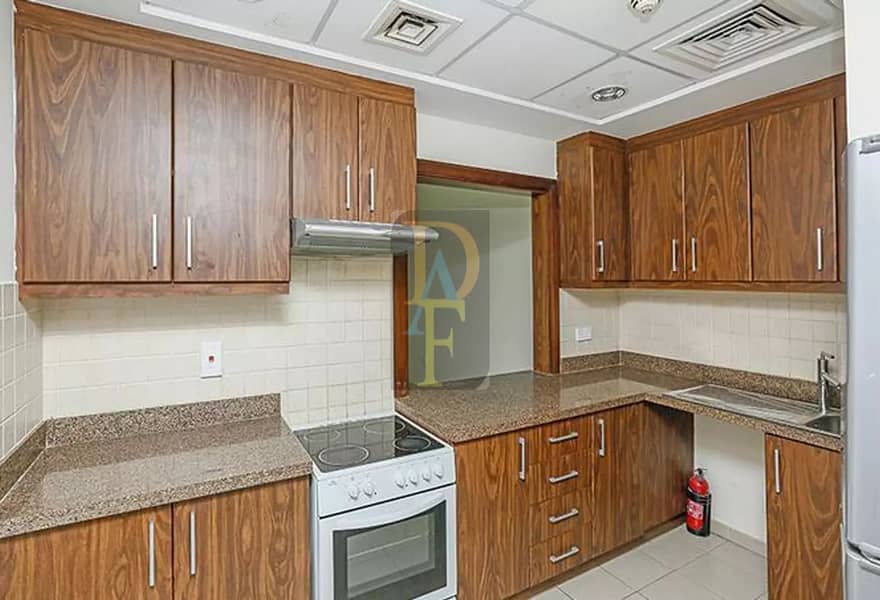 8 KITCHEN. webp