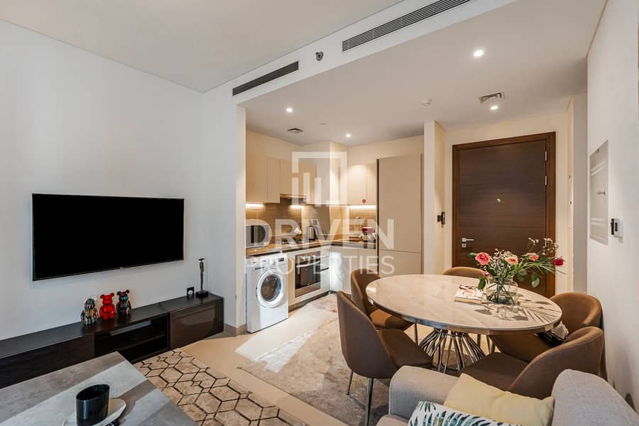 Bright Unit | High Floor | Investment Opportunity Bright Unit | High Floor | Investment Opportunity