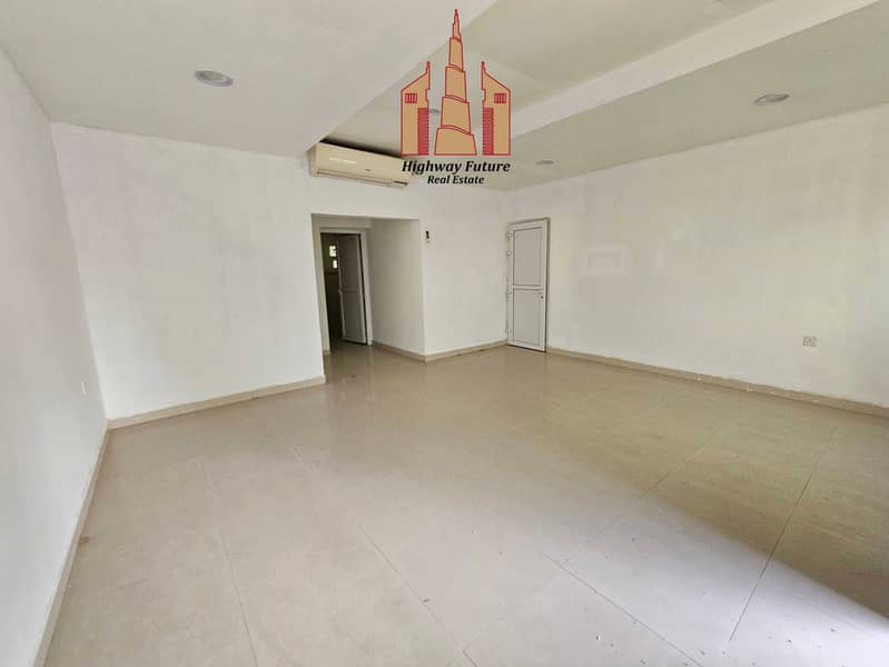 40 941846. jpg