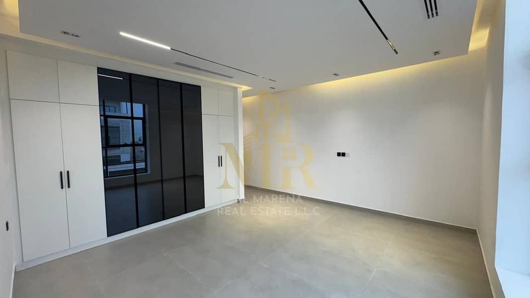 34 WhatsApp Image 2026-04-01 at 11.37. 37 (2). jpeg