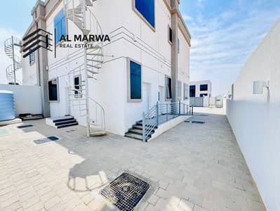 5 Slaapkamers Villa te Huur in Al Tay East, Sharjah - d7decbde-6b54-4a25-a606-391d8619e11b. jpg