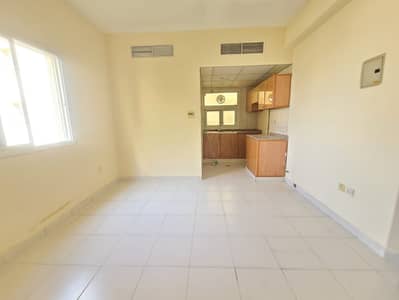 Studio de à à louer à Muwaileh, Sharjah - IMG-20260711-WA0078. jpg Studio de à à louer à Muwaileh, Sharjah - IMG-20260711-WA0078. jpg