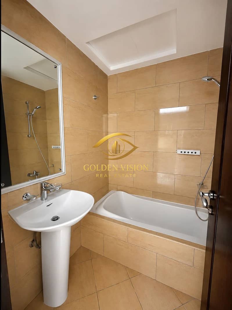 6 affordable-unfurnished-studio-for-rent-royal-breeze-al-hamra-v0-ro0beaxhw89h1. webp
