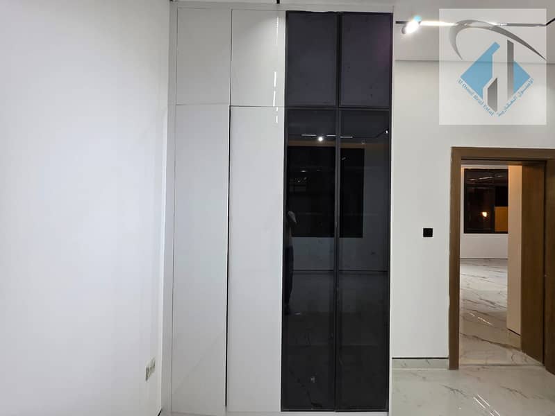 3 3cace081-6139-4327-8055-b41a876494a0. jpg