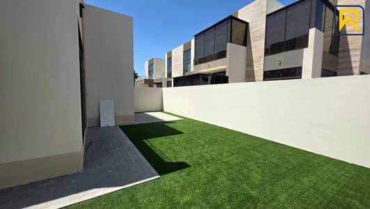 4 Bedroom Villa for Rent in Mohammed Bin Rashid City (MBR City), Dubai - 1. jpg