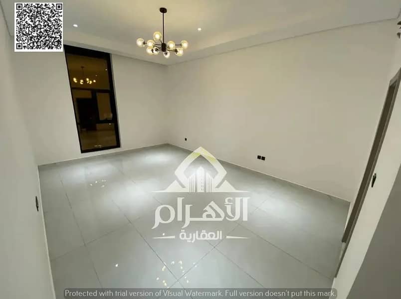 5 851807091-1066x800. webp
