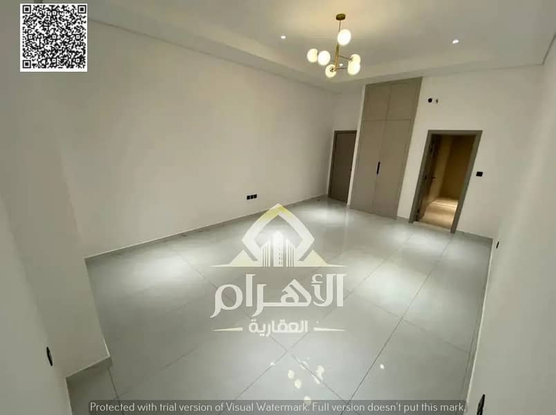7 851807093-1066x800. webp