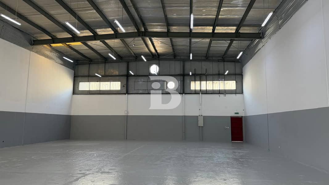 Clean 8200 SQ FT warehouse with 100 KW power Clean 8200 SQ FT warehouse with 100 KW power