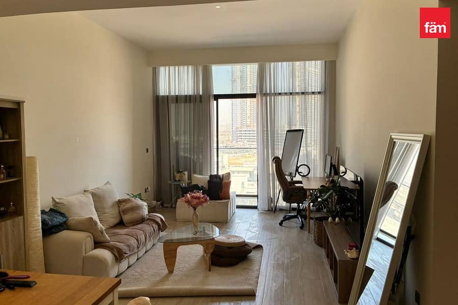 Spacious 1BR, High Floor, Direct Lagoon View Spacious 1BR, High Floor, Direct Lagoon View