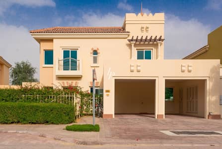 Immaculately Maintained Villa|Charming Garden Immaculately Maintained Villa|Charming Garden