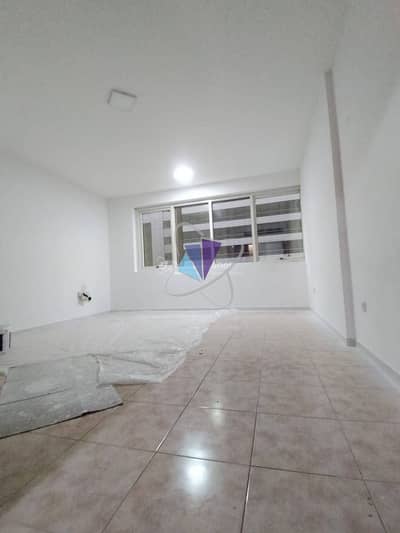2 habitaciones Apartamento para en Alquiler en Tourist Club Area (TCA), Abu Dhabi - Apartamento en Tourist Club Area (TCA), 2 dormitorios, 76000 AED - 15846219 2 habitaciones Apartamento para en Alquiler en Tourist Club Area (TCA), Abu Dhabi - Apartamento en Tourist Club Area (TCA), 2 dormitorios, 76000 AED - 15846219