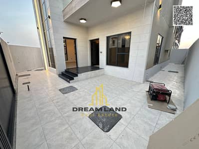 Villa de 5 chambres à à vendre à Al Yasmeen, Ajman - batch_WhatsApp Image 2025-10-21 at 10.08. 39 AM (1). jpg Villa de 5 chambres à à vendre à Al Yasmeen, Ajman - batch_WhatsApp Image 2025-10-21 at 10.08. 39 AM (1). jpg