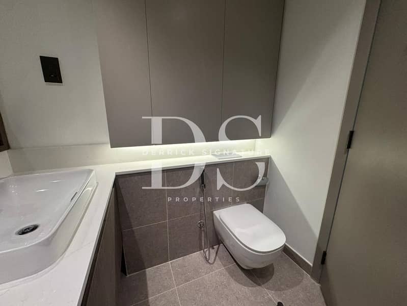 22 22_Powder_Room. jpeg