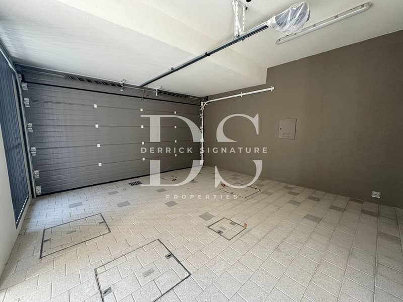 33 34_Garage_Interior. jpeg