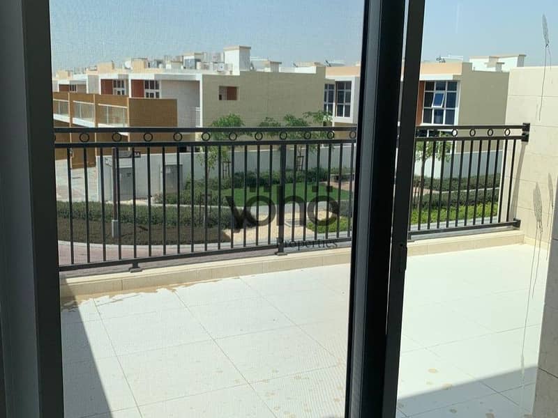 4 WhatsApp Image 2026-03-11 at 12.04. 40 (4). jpeg