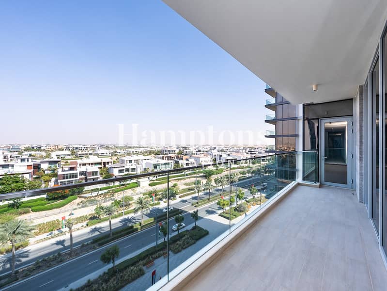 Higher Floor | Maids Room | Golf Course Higher Floor | Maids Room | Golf Course