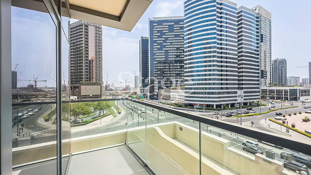 VACANT | FURNISHED | CORNER UNIT | GREAT PRICE VACANT | FURNISHED | CORNER UNIT | GREAT PRICE
