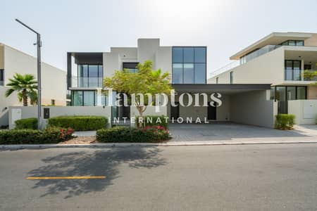 5 Bedroom Villa for Sale in Dubai Hills Estate, Dubai - Turnkey Luxury | Full Lagoon View | Vastu