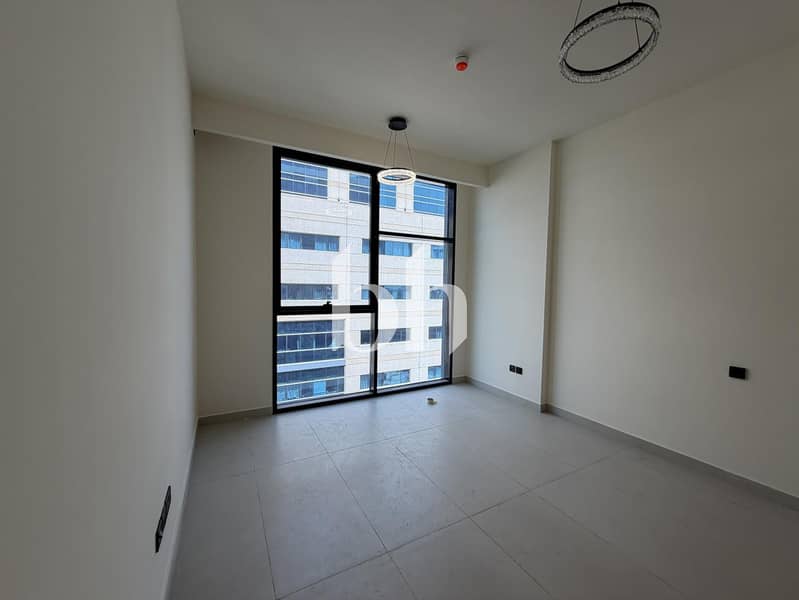 4 images image img