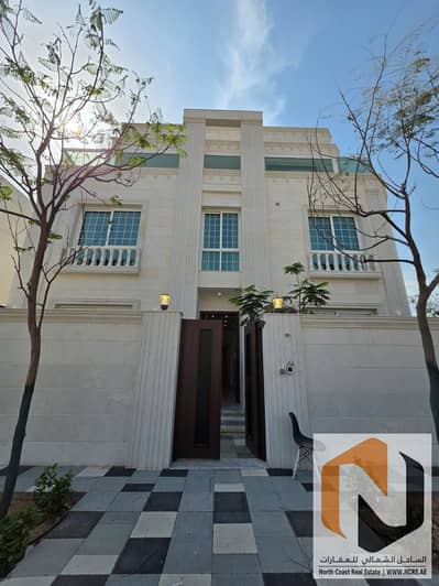 4 Camere Villa in Vendita a Hoshi, Sharjah - WhatsApp Image 2026-07-16 at 12.26. 45 PM (3). jpeg 4 Camere Villa in Vendita a Hoshi, Sharjah - WhatsApp Image 2026-07-16 at 12.26. 45 PM (3). jpeg