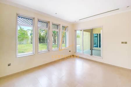 3 Schlafzimmer Villa zum zur Miete in Jumeirah Park, Dubai - Villa in Jumeirah Park,District 5, 3 schlafzimmer, 320000 AED - 15850919 3 Schlafzimmer Villa zum zur Miete in Jumeirah Park, Dubai - Villa in Jumeirah Park,District 5, 3 schlafzimmer, 320000 AED - 15850919