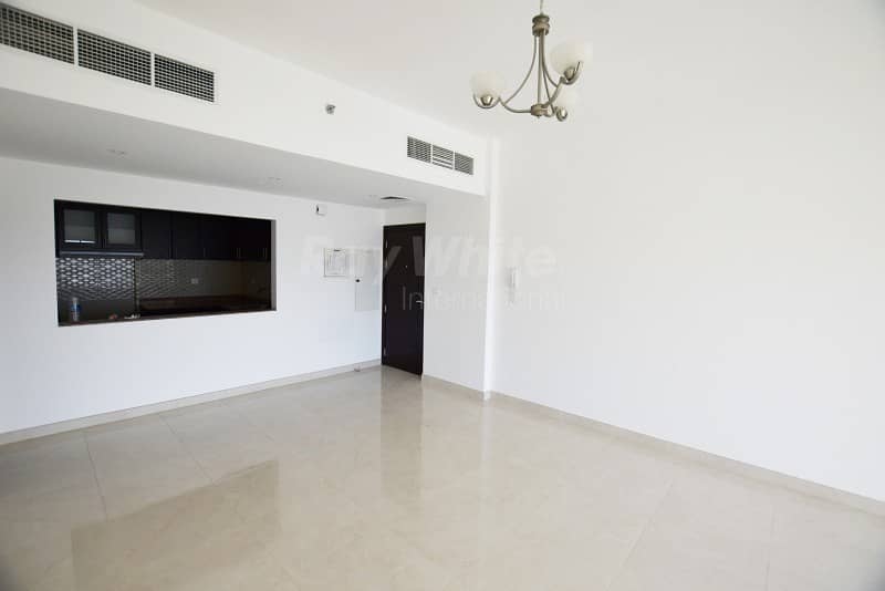 Brand New and Massive 3 BR Close To Metro Station Brand New and Massive 3 BR Close To Metro Station