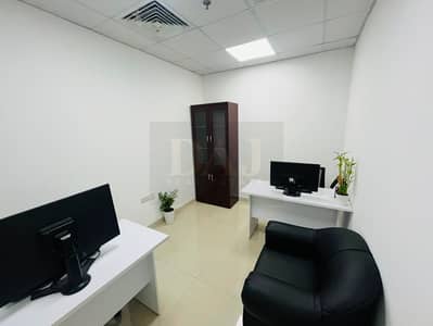 Office in Affitto a Deira, Dubai - 8e021b2d-cb78-4c9b-a0dd-ef62199c7a46. jpg