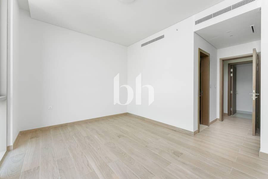 6 Al Badia Living C 606 LR 1