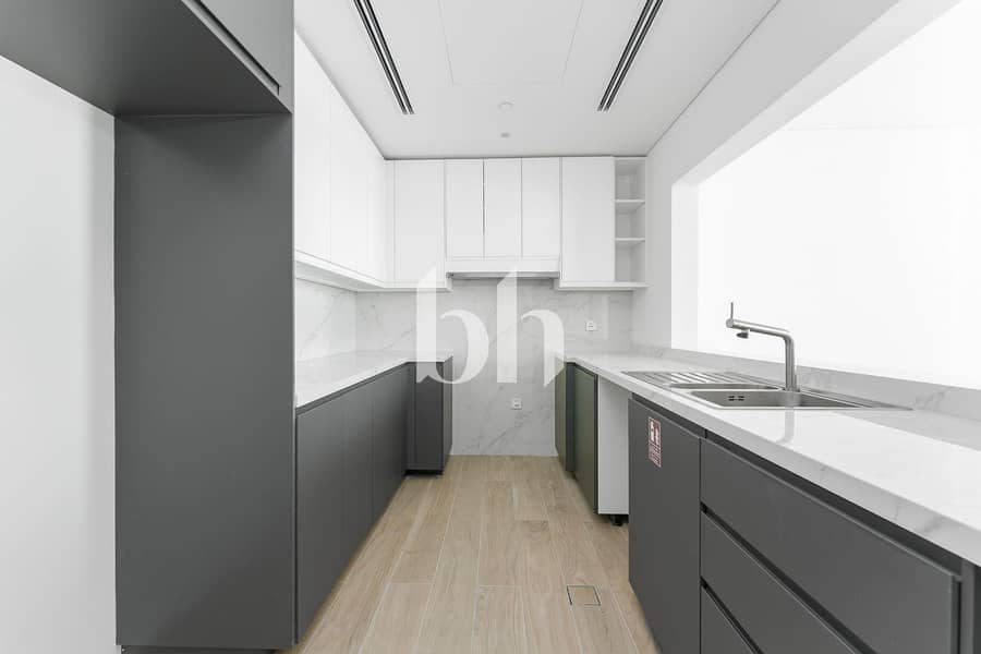 9 Al Badia Living C 606 LR 1